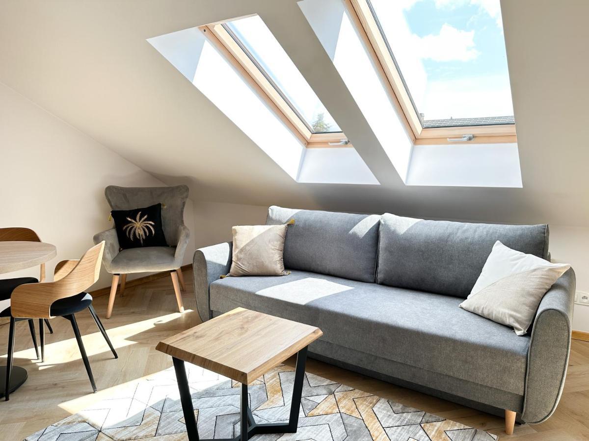 Dmk Oak Studio Near Warsaw-Modlin Airport Nowy Dwór Mazowiecki Buitenkant foto